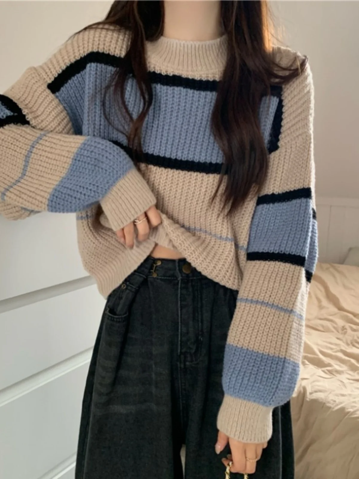 Women's ort round Ne Striped Sweater Loose Lazy Sle Outerwear Knitted Winter Faion Small Size Casual Top
