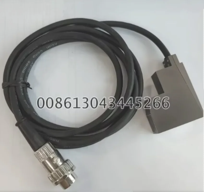 

1PC 68.110.1322/02 Sensor For Heidelberg SM102 CD102 MO Offset Printing Machine Spare Parts