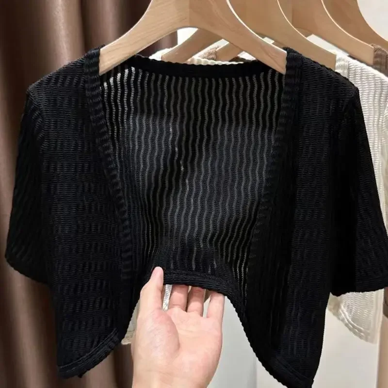 

Thin Sun Protection Shawl Elegant and Versatile Women's Summer Jacket Short Cover Up Lace Short Sleeved Cardigan Top Y372