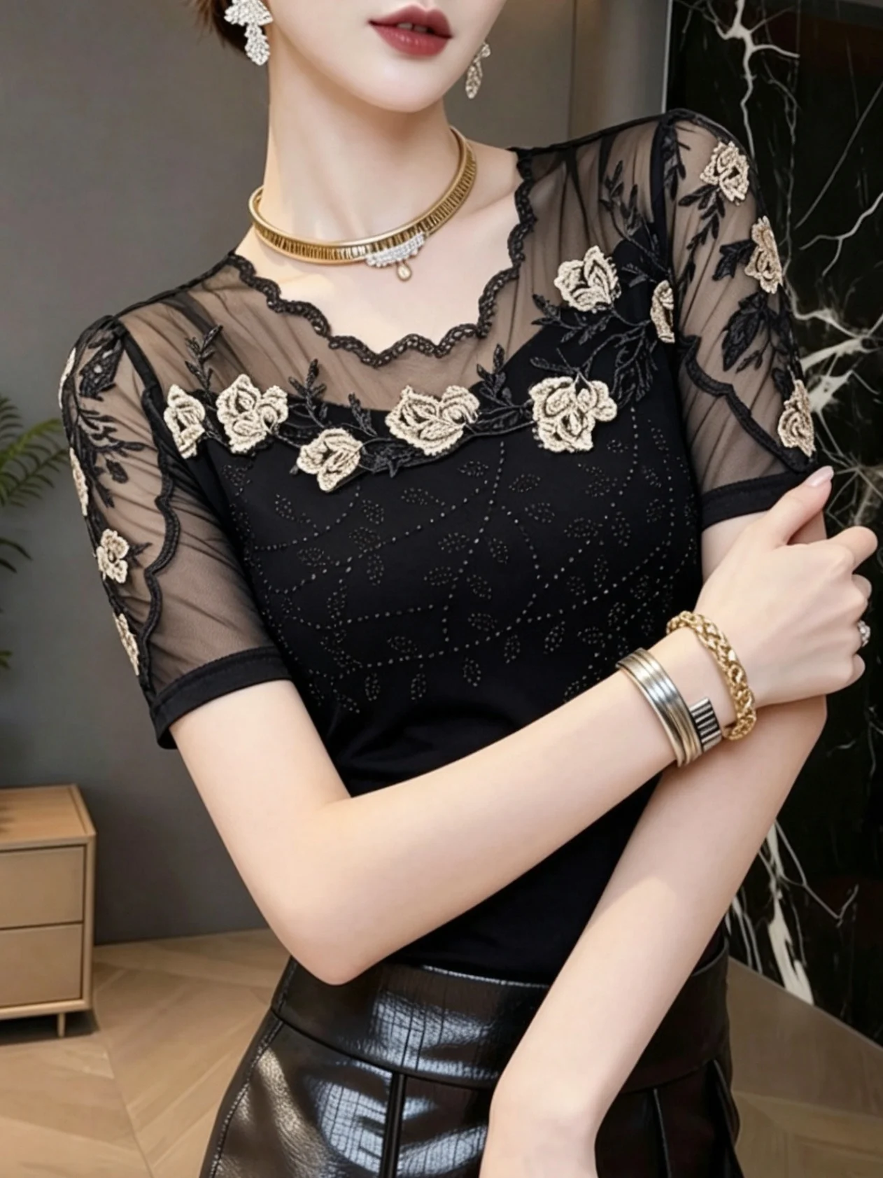 Sexy Embroidered Lace Patchwork Short Sleeve T-Shirt Bodycon Slimming Top Trendy Hollow out Rhinestone Stitched Floral Print