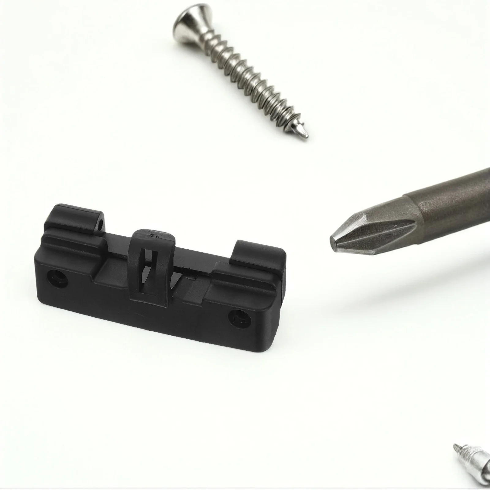 

Plastic Trash Can Lid Buckle Square Outdoor Garbage Can Lock Secure Lid Prevent Odor Spillage Trash Bin Accessories