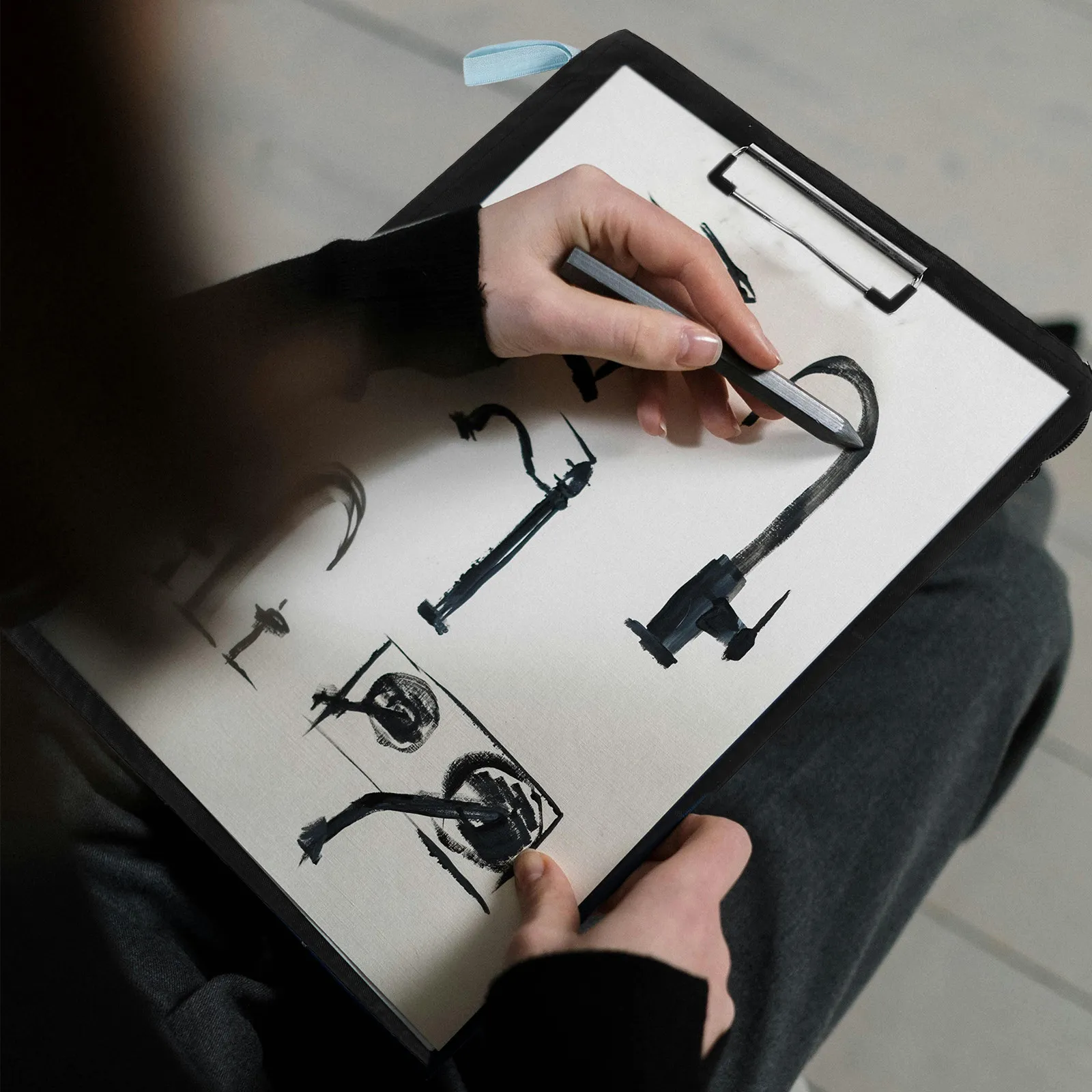 Portable Sketch Board Handheld Drawing Board Clip Secure Flat Surface for Artists Outdoor Painting Home Painting Tool