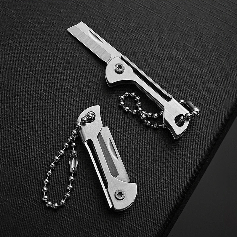 Mini Stainless Steel Square Head Mini Folding Knife Sharp Easy To Carry Express Delivery Unpacking Keychain Portable Knife