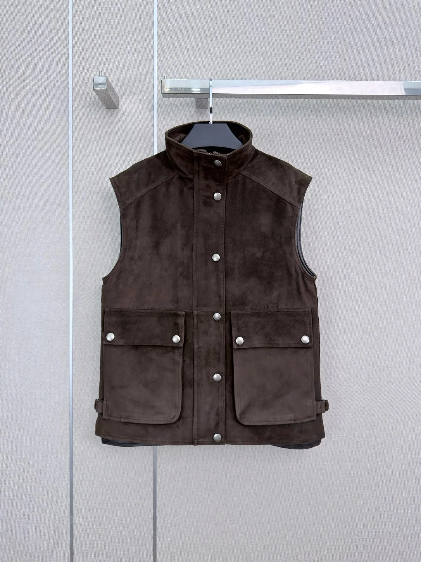 Vintage Suede Sleeveless Gilet Stand Collar Cargo Pocket Snap Front Casual Vest for Women