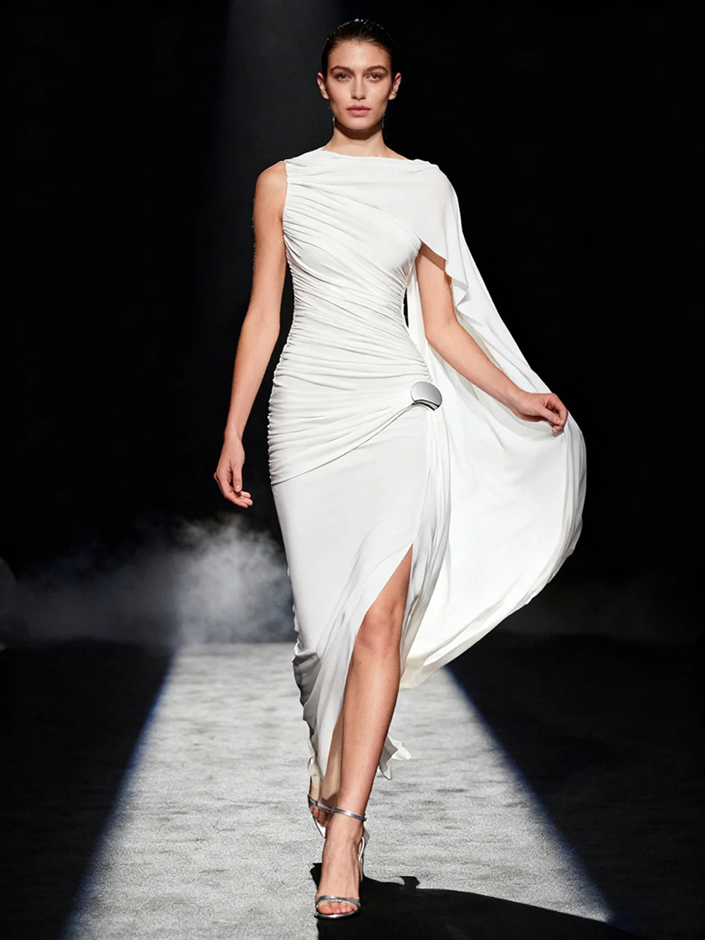 

Сексуальное длинное платье с круглым вырезом и асимметричными плиссированными рукавами, модные висячие плиссированные облегающие платья на одно плечо