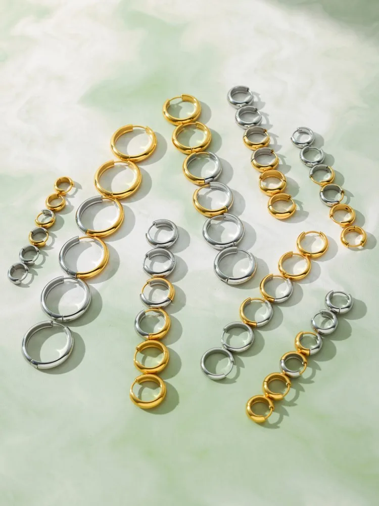 Multi-size Classic Stainless Steel Hoop Earrings For Women 18k Gold Plated Non Tarnish Women's Minimalist Two-tone Round Earring