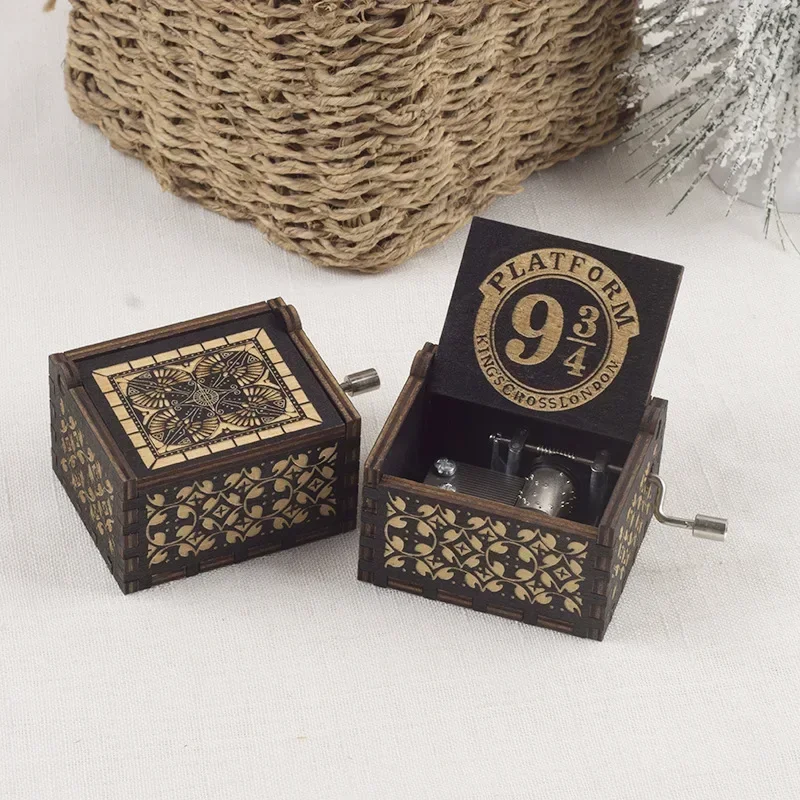 Harry Potter 9 3/4 Music Box Wooden Hand-cranked Retro Potters Music Box Children\'s Birthday Gift Surprise Gift for Couples