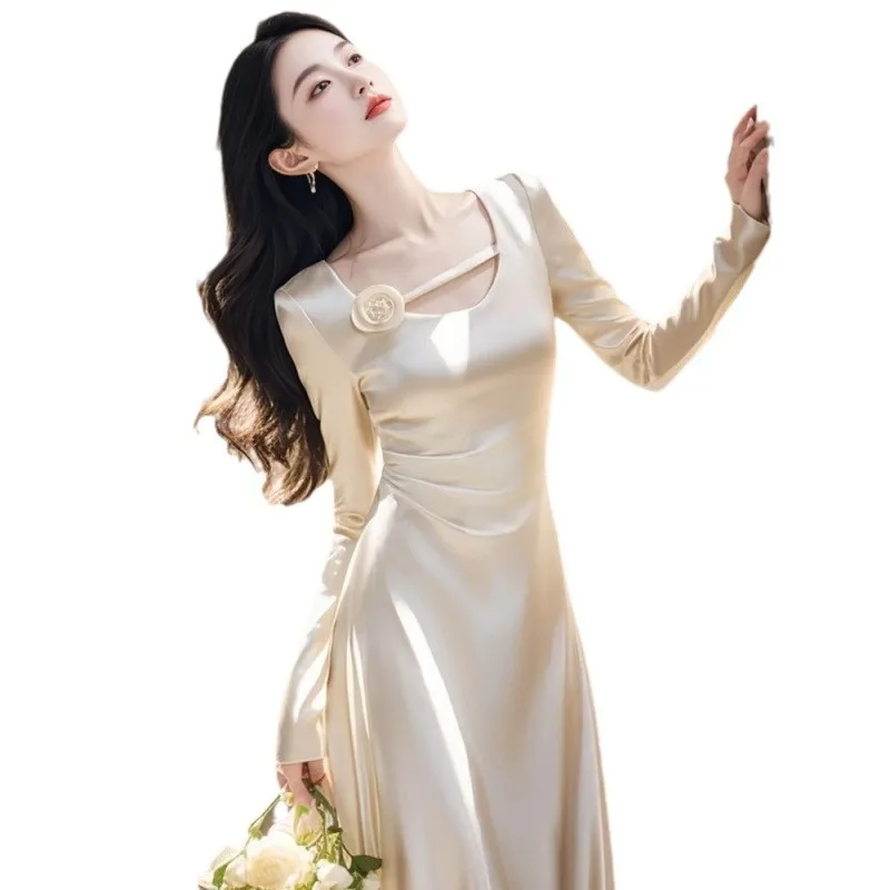 Ocasiones formales elegante vestido de satén blanco ropa de otoño francés de gama alta exquisito estilo clásico vestido largo adelgazante de cintura