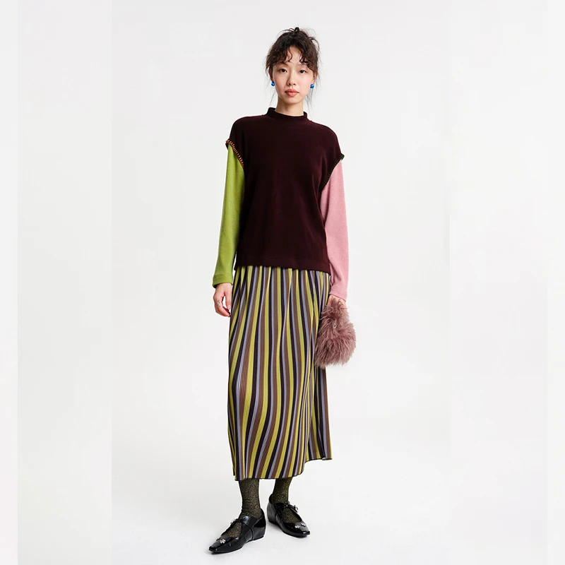 MOVEUP Long Sleeves High Neck T-Shirt 2026 Winter Asymmetric Contrast Color Sleeve Commuting Casual Base Shirt Women 3EWD10560