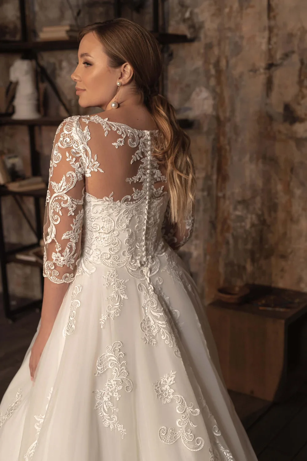 Customized Plus Size Wedding Dresses for Bride Appliques Three Quarter Sleeves Bridal Gowns with Court Train Vestidos De Novia