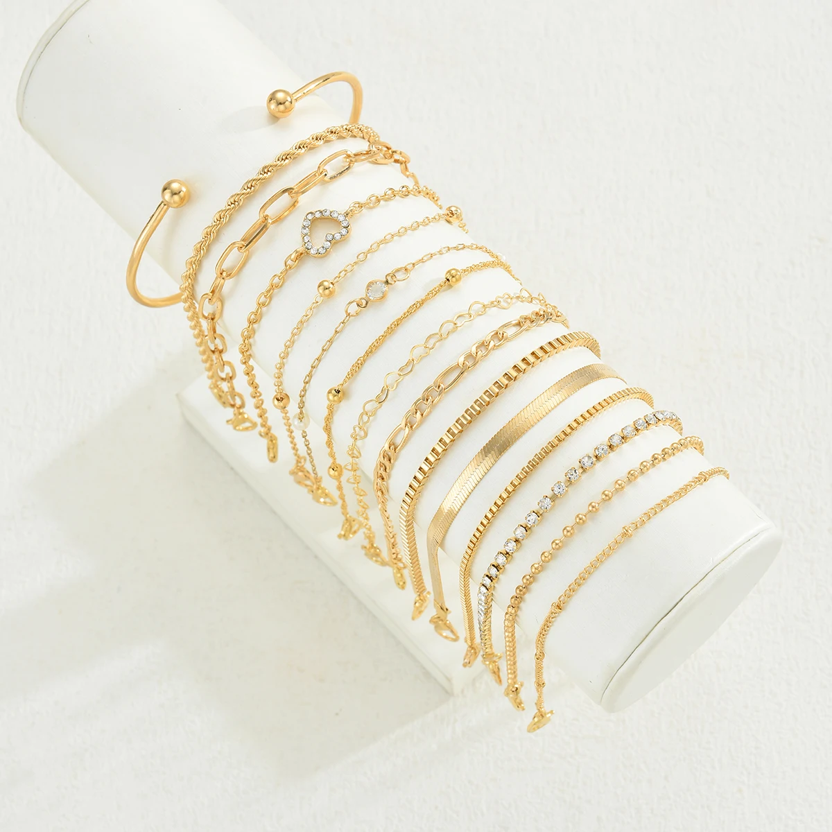 أزياء أنيقة القلب الزركون سحر سوار مجموعات للنساء خمر الحد الأدنى متعدد العناصر تويست سلسلة أساور معدنية مجوهرات