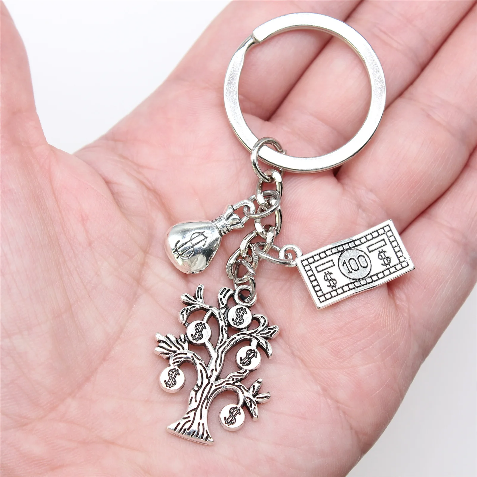 Popular Jewelry Alloy Pendant Keychain Creative Personalized Keychain Dollar Tree Pendant Unisex Gifts for Family or Friends
