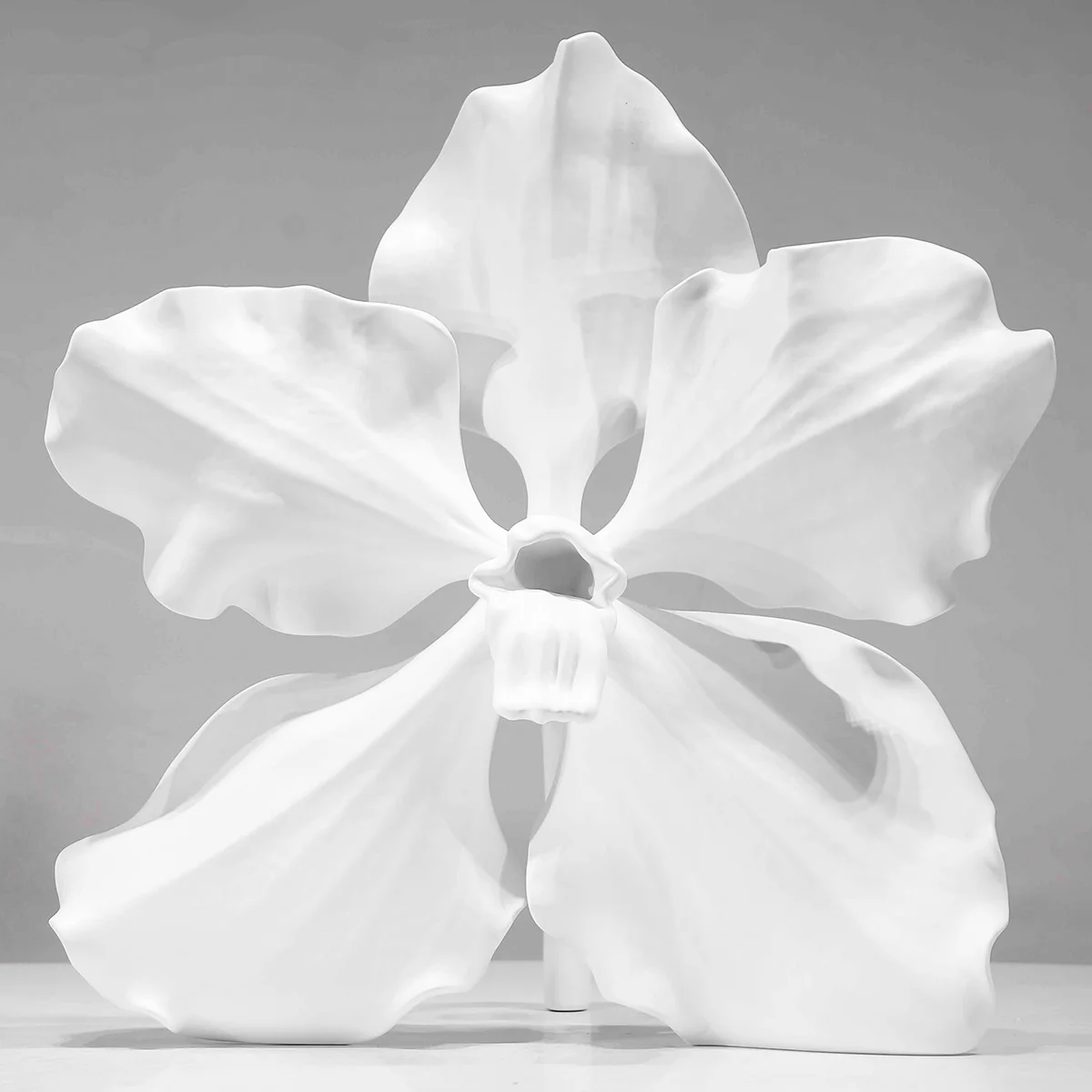 

FRP flower custom hotel front desk ornament