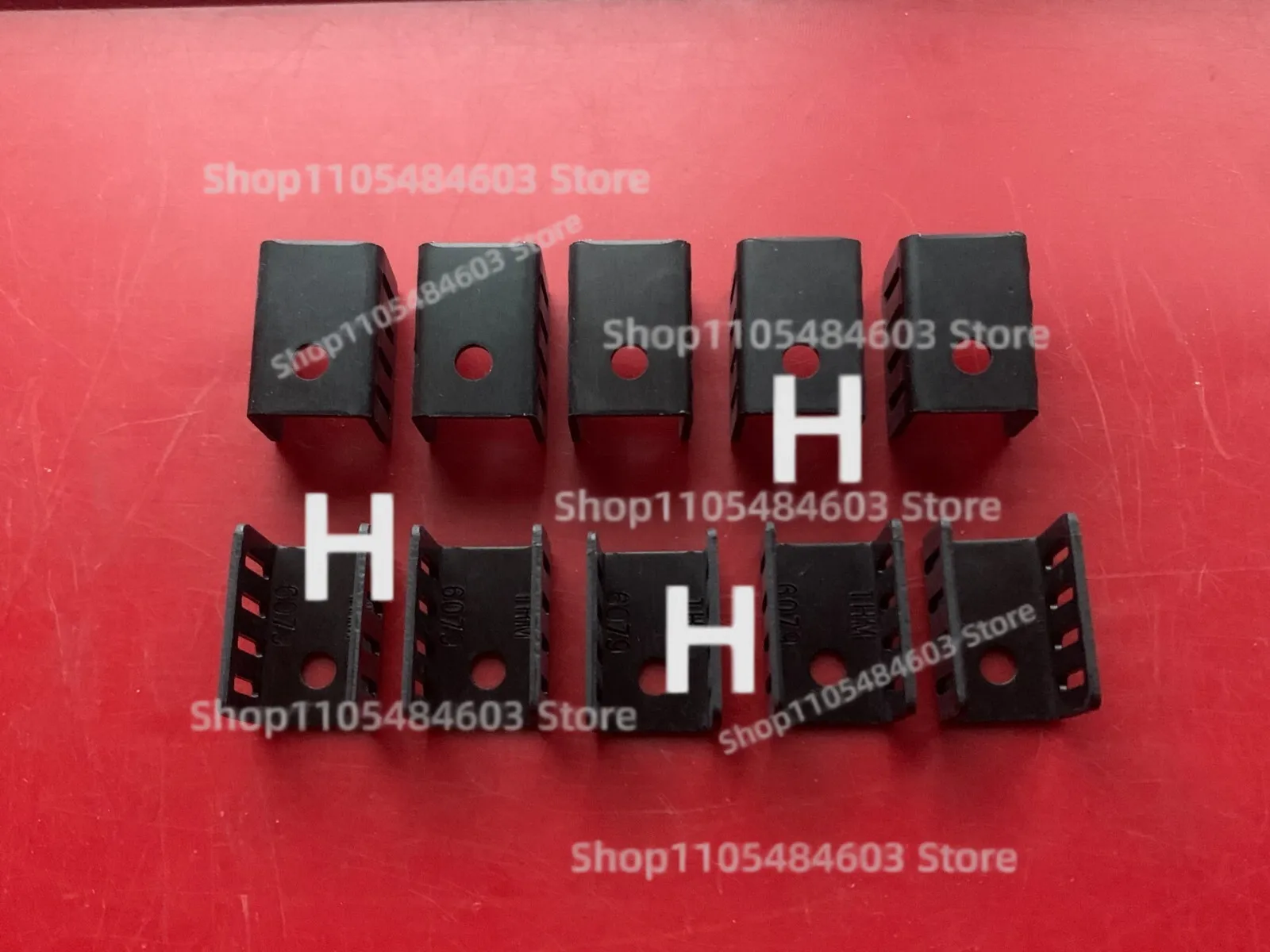10x 6079B FOR AAVID THERMALLOY HEAT SINK TO-220 Aluminum 1.5W @ 40°C Board Level