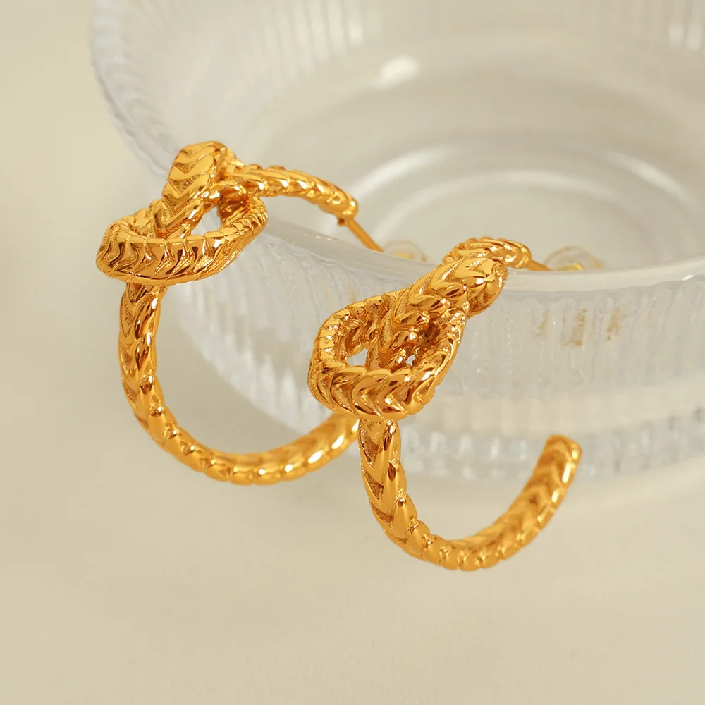 أقراط بتصميم عقدة فريدة من نوعها، مجوهرات جديدة من الفولاذ التيتانيوم، طراز فرنسي كلاسيكي أنيق أوروبي وأمريكي عصري