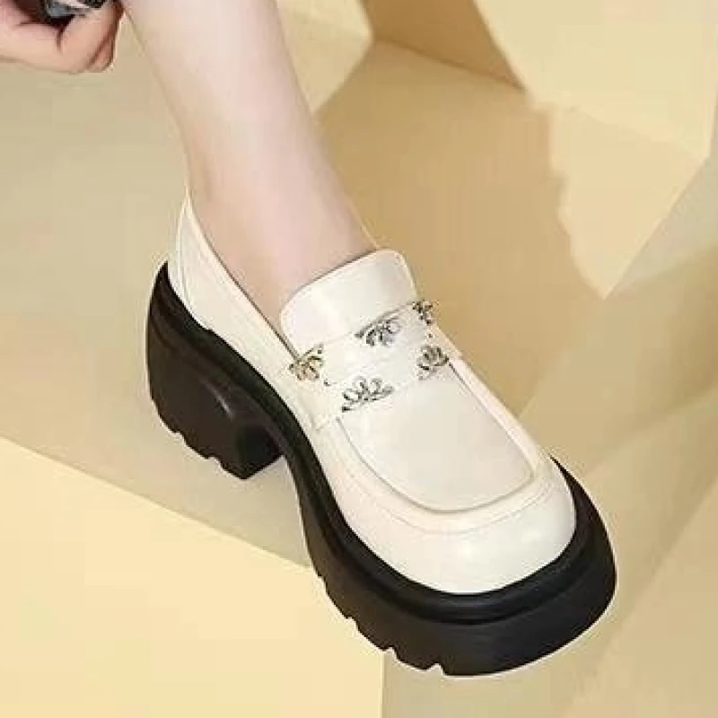 2024 Women Shoes New In Fashion Luxury Designer Platform Thick Bottom Height Increasing Shoes Metal Chain Slip on Dress Shoes