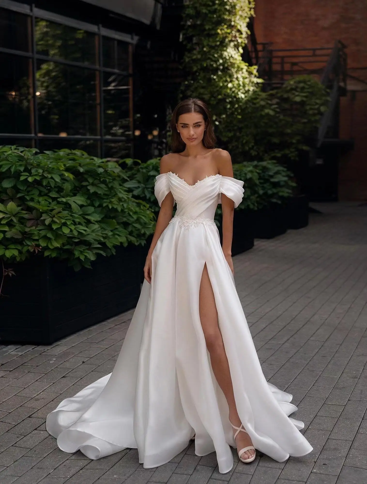 

Off Shoulder Applique Wedding Dress for Bride Boho Bridal Gowns Women’s Elegant Beach Wedding Dress