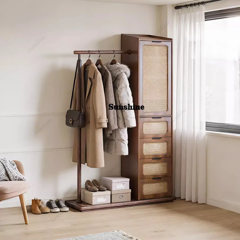 

Напольная вешалка для одежды из массива дерева в скандинавском стиле, для спальни, с интегрированным хранением для небольших квартир