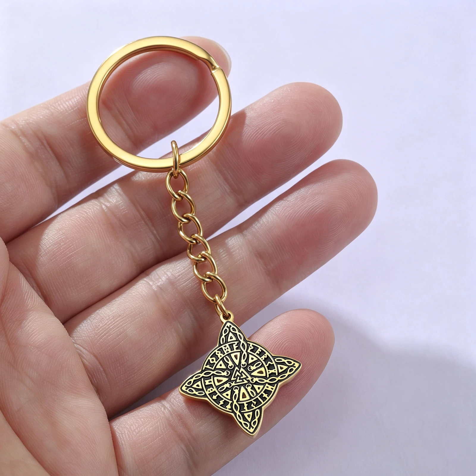 Viking Runes Triquetra Keyring Norse Trinity Knot Witch knot Pendant Key Chain Stainless Steel Spiritual Protection Charm Gift