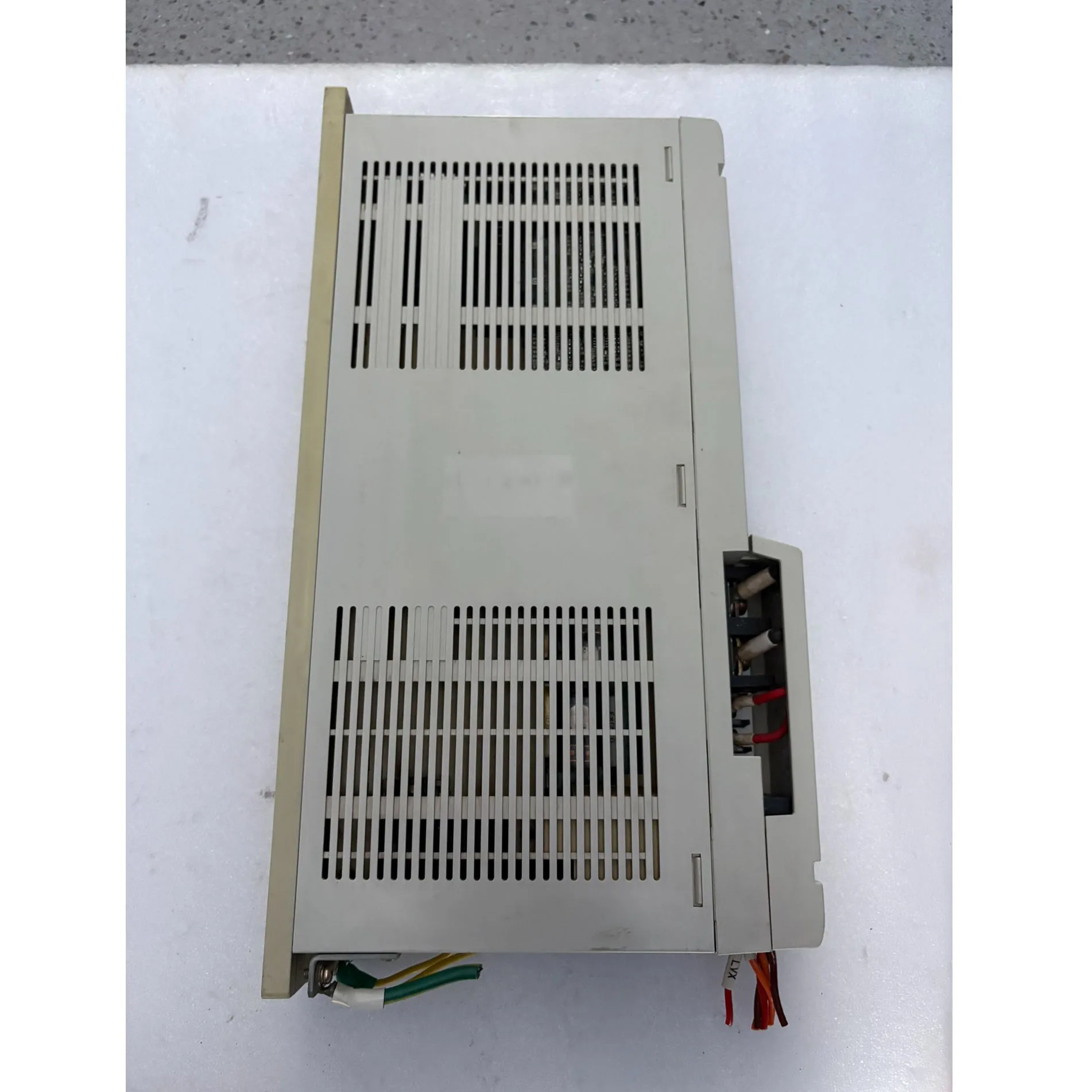 MDS-C1-V2-1003 เซอร์โวไดรฟ์พร้อมการรับประกัน