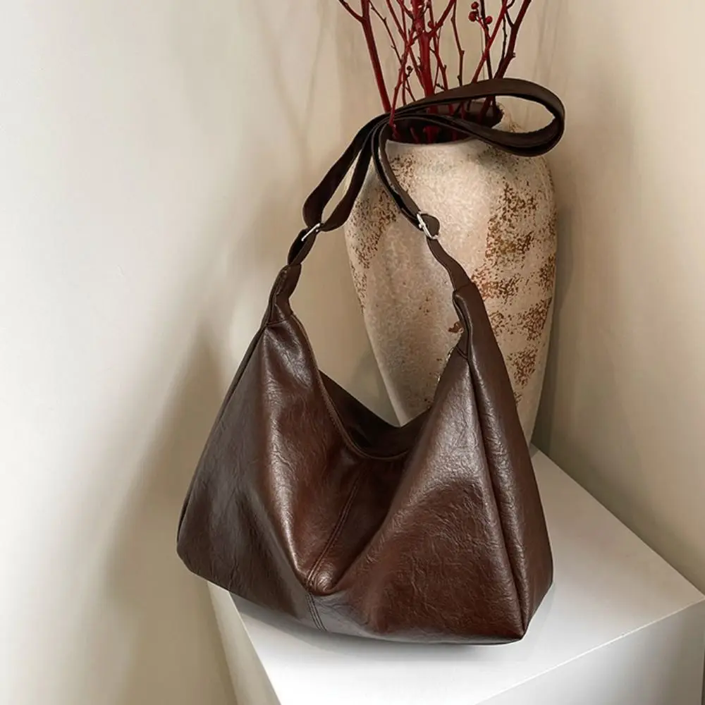 

PU Leather Versatile Shoulder Bag Korean Style Handbag Solid Color Crossbody Bag Large Capacity Ladies Luxury Tote Bag