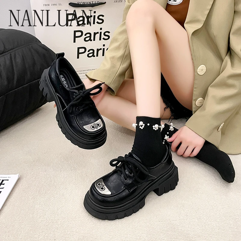 

2024 Boutique Autumn Fashionable Loafers Comfortable Thick Soles Best-selling Lace-up Women's Shoes High-quality Outdoor Shoes