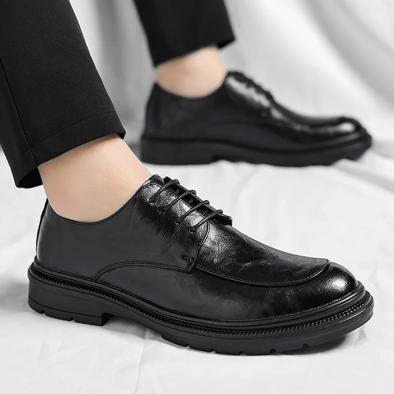 

Men's business formal wear with British style hand-grabbed pattern casual groom office dress shoes