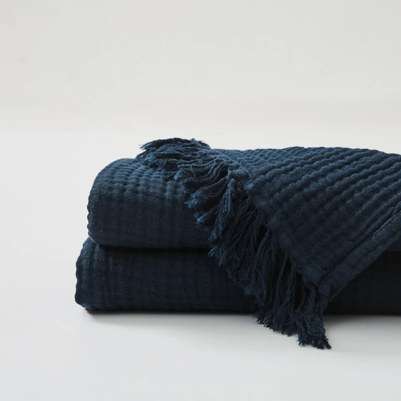 1 Pc 100% Cotton Muslin Blanket 4-Layer Gauze Solid Bedspread Lightweight and Warm Bed Throw For All Season 170 x 130 cm