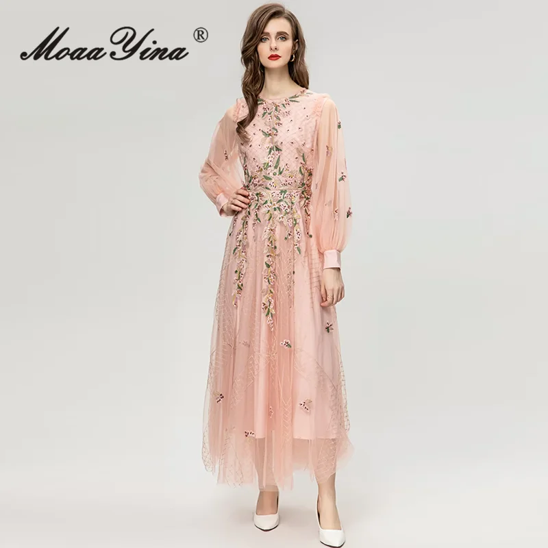 

MoaaYina 2024 Summer High Quality Women Dress Bohemian Floral Embroidery Net Yarn Sequins Flutter Elegant Big Swing Dresses