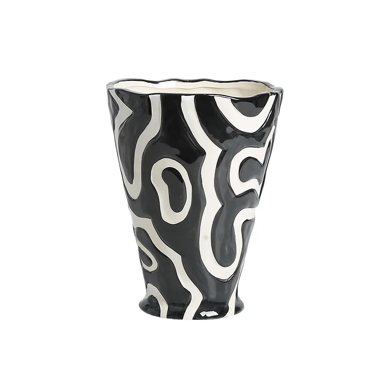 

New Chinese-style simple abstract hand-painted ceramic totem vase model room hotel living room bookcase