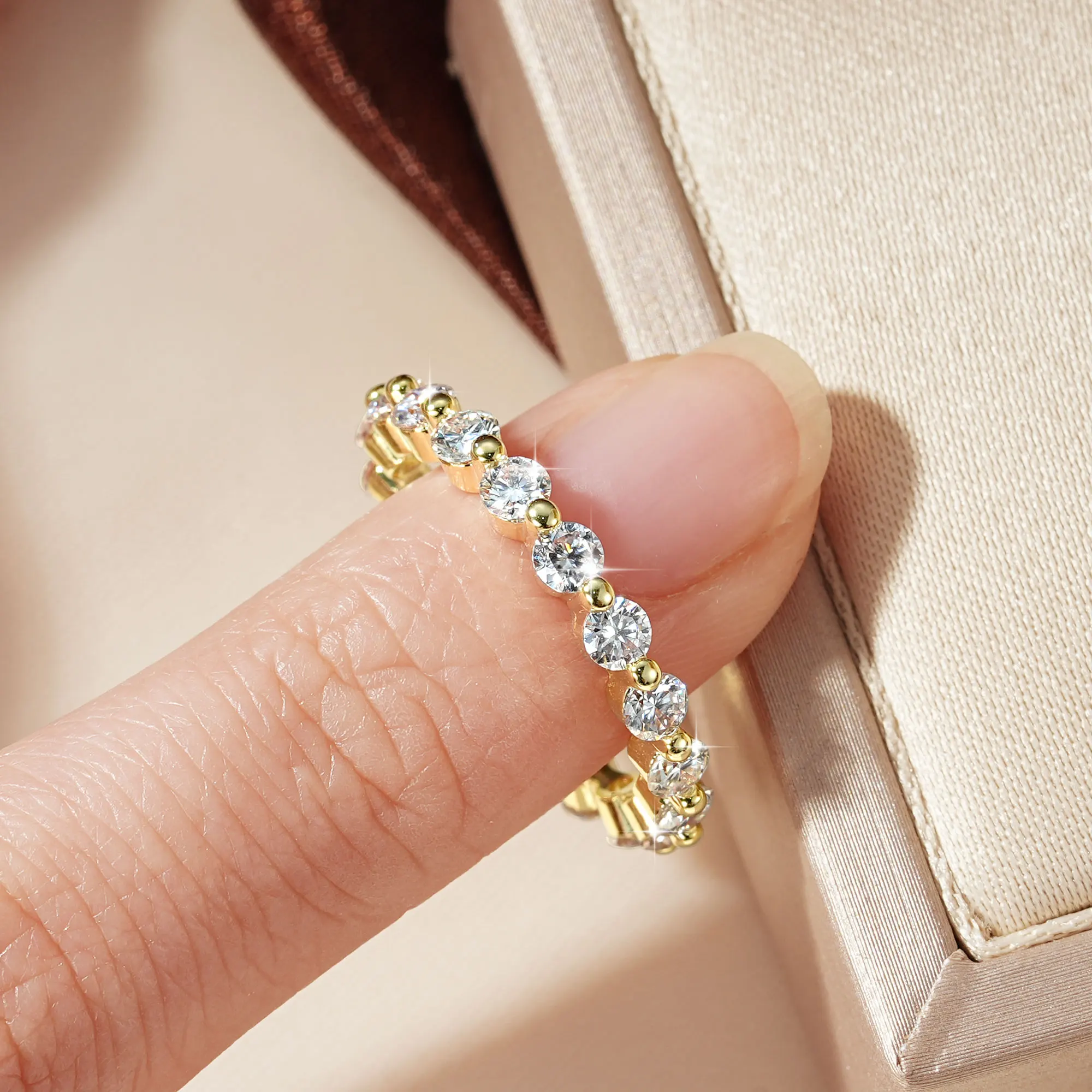 Abestecom D Color Cincin Berla - Moissanite Eternity Band Ring Stackable ulasan dan harga