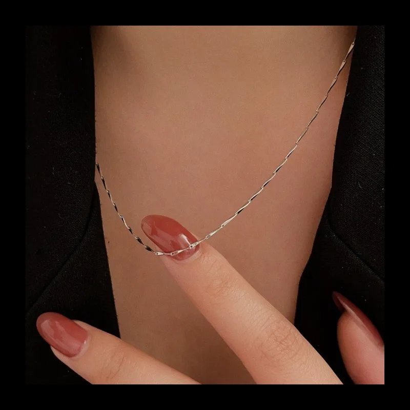 خمر S925 الفضة الجديدة سلسلة بذور البطيخ مزاجه قلادة أنيقة المتخصصة تصميم الراقية سلسلة الترقوة النسائية