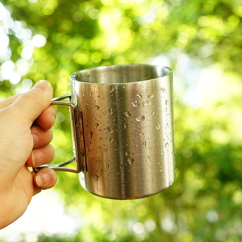 Outdoor camping mug 304 stainless steel folding handle double-layer insulated coffee mug barbecue beer mug straight drinking mug