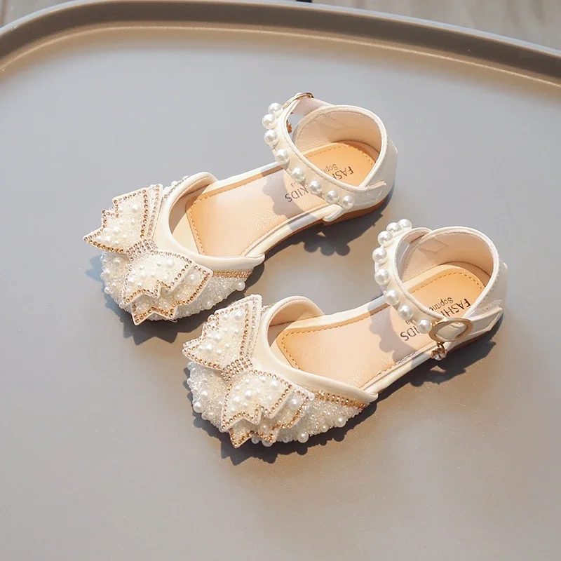 

2024 Children's Sandals Summer New Girls Princess Sweet Pearl Bowknot Flat Sandals Shoes Fashion Elegant Kid Dress Wedding Shoes