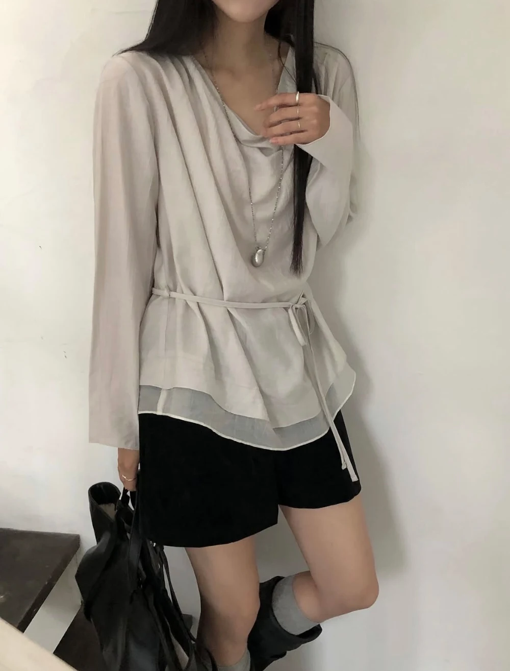 Dames kraag overhemd stropdas taille chique top Franse stijl losse pasvorm lange mouw pure kleur herfstmode blouse