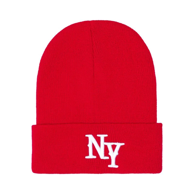 A warm and versatile knitted hat for women, perfect for autumn and winter, suitable for skiing, beanies, and both men and women.