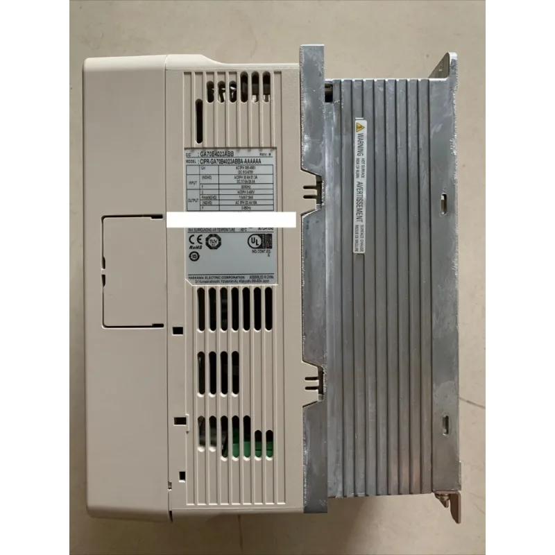 

Детали для инвертора Yaskawa GA700 CIPR-GA70B4023ABBA 7,5 кВт/11 кВт
