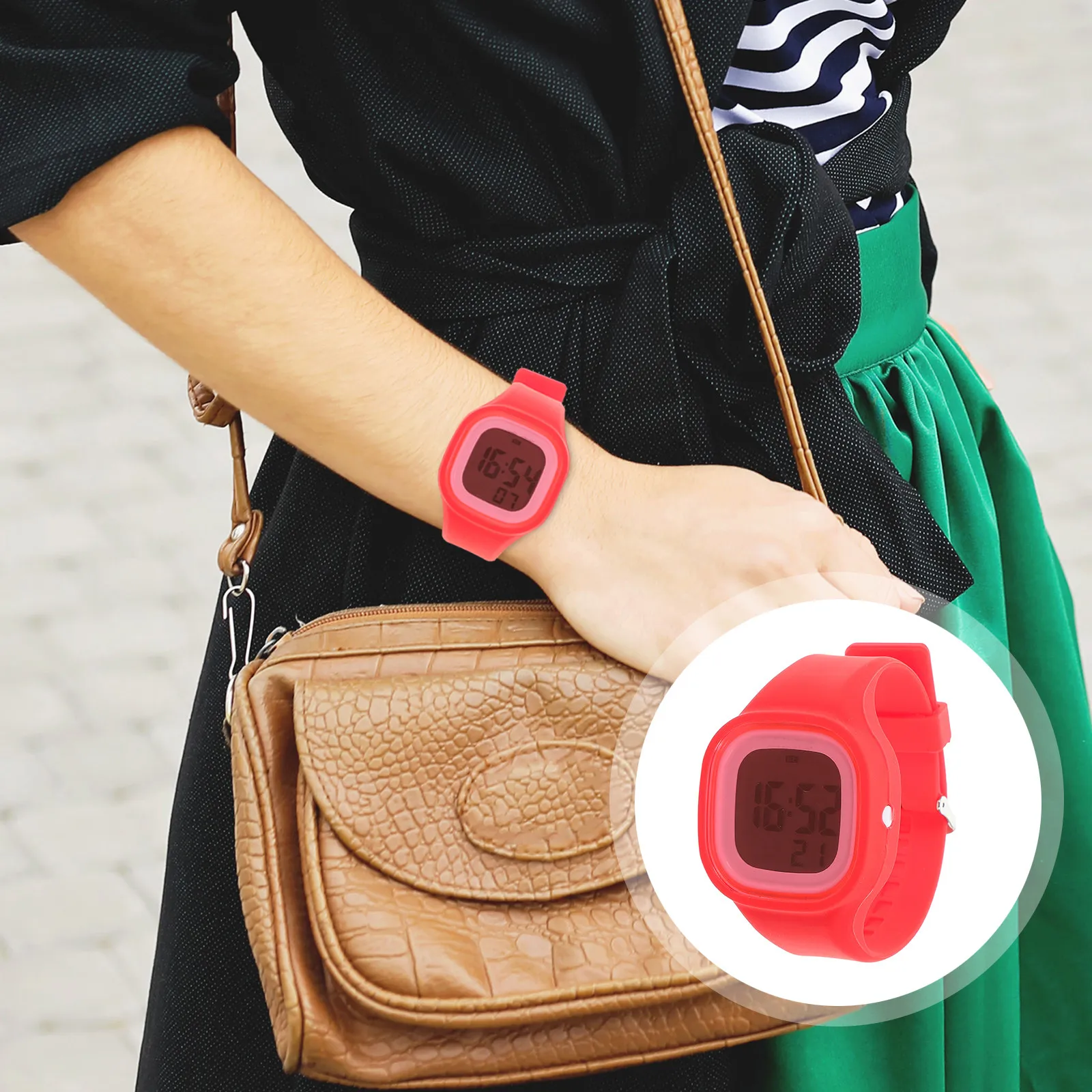 

Glow in Dark Digital Watch 50 Meter Waterproof Silicone Band Stop Watch Alarm Backlight Function for Men Women Electric
