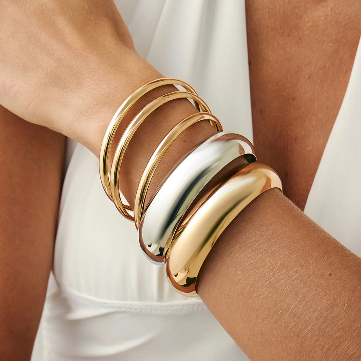 

Ingemark 5Pcs/Set Punk Simple Geometric Smooth Bracelet Bangles for Women Trendy Minimalist Gold Color Round Hand Bangle Jewelry