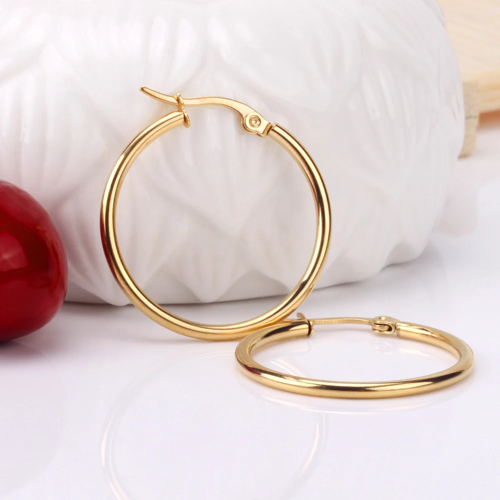 Modische, schlichte, große Kreisohrringe, Mädchen-Ohrringe im temperamentvollen Retro-Klassik-Stil, tägliche Schmuckaccessoires, Geschenke