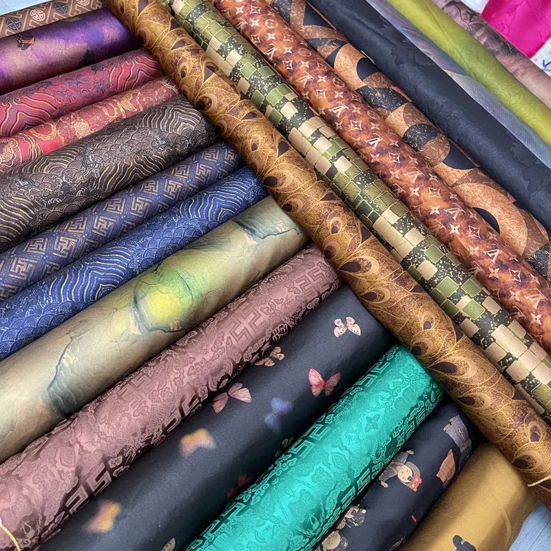 

Real Silk Xiangyun Yarn Shunde High-End Ancient Heavy Buttercup Fabric