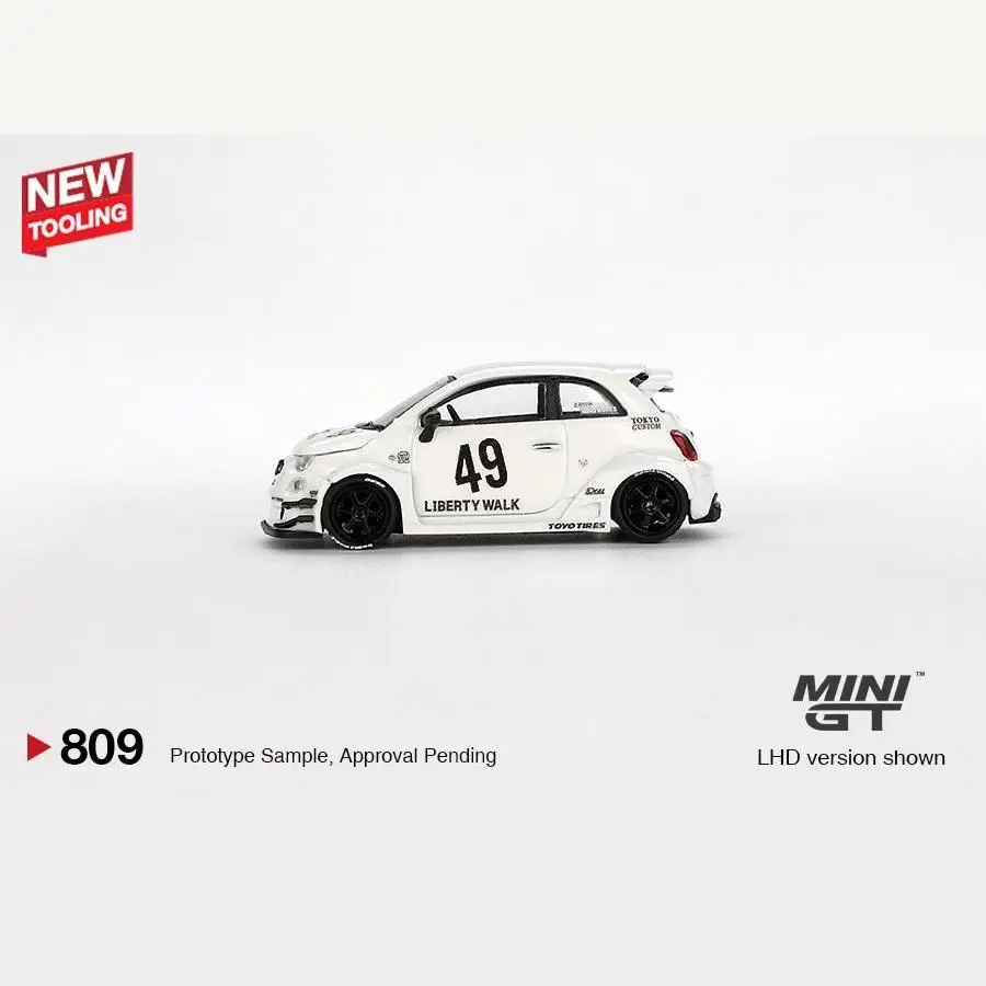 

TSM miniGt 1/64 #809 LB WORKS Abas ABARTH 595 Gara White Die-cast Alloy Car Model Collection