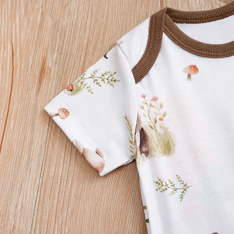 New Designer Clothing 100 cotton spring and fall long-sleeved baby onesies Black and white cows Short Sleeves Fashion