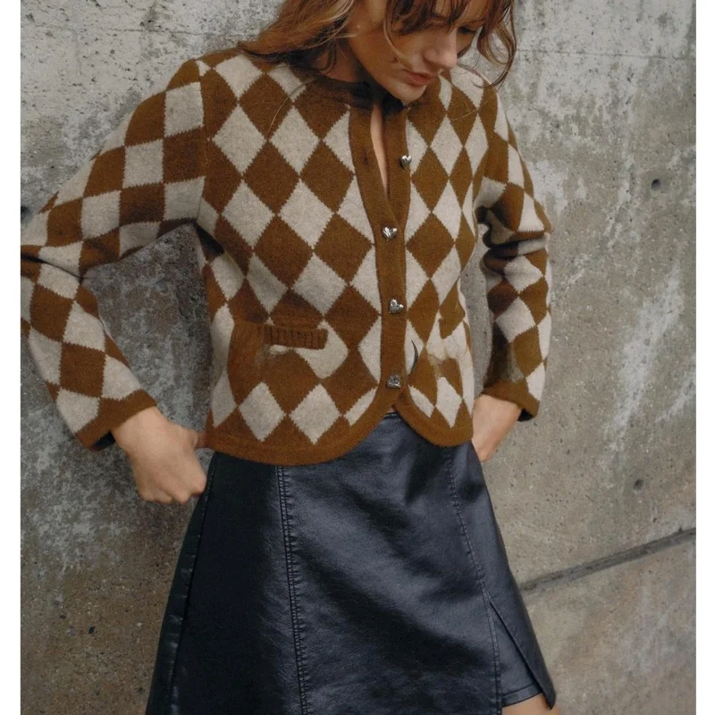 Autunno Inverno delle nuove donne rotonde Ne Long Sve bottone singolo modello diamante lavorato a maglia Jaet francese Sle Casual poliestere F...