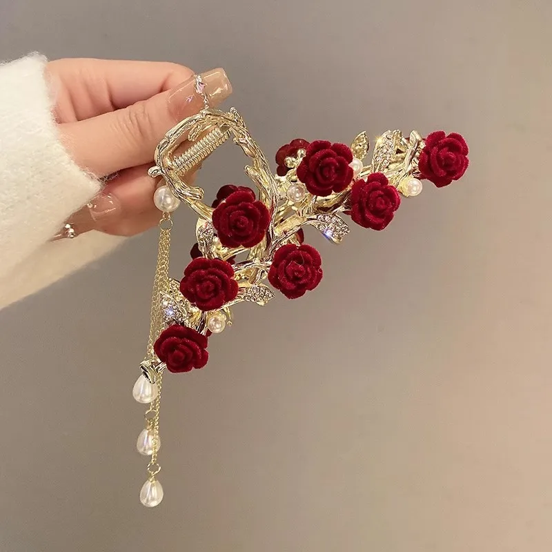 

1Pc Elegant Pearl Flower Tassel Hair Claw Cute Sweet Korean Hair Clip Elegant Headdress Accessories for Women