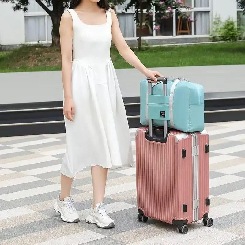 Large Foldable Travel Duffel Bag Water Proof Portable Single Shoulder Hand Luggage Bag Sports Weekend Trip Overnigh Storage Bag