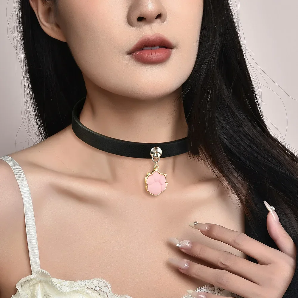 2025年 反逆の子犬の首輪、メス犬の首輪、猫の肉球、本革リベット、チョーカーネックレス、パンクネックレス