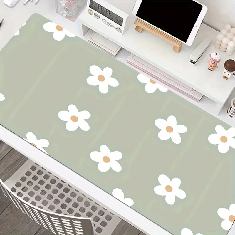 Daisy Flower Print Extended Desk Mat Soft Non-Slip Rubber Mouse Pad for Office Gaming