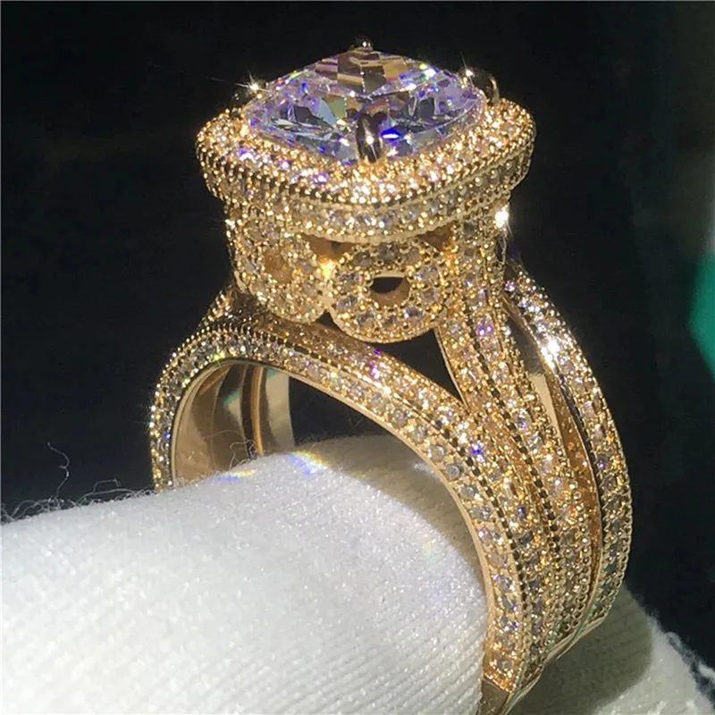 European and American High-end Luxury Ring Set for Women's Fashion Temperament, Micro Inlaid Shiny Circular Design, Jewelry