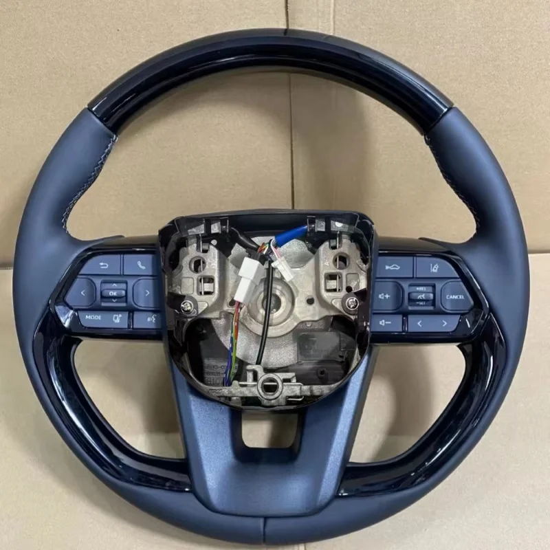 Leather Glossy Black Car Steering Wheel for Toyota Hilux Revo LC 70 79 Land Cruiser Pick up Fortuner  2017-2021